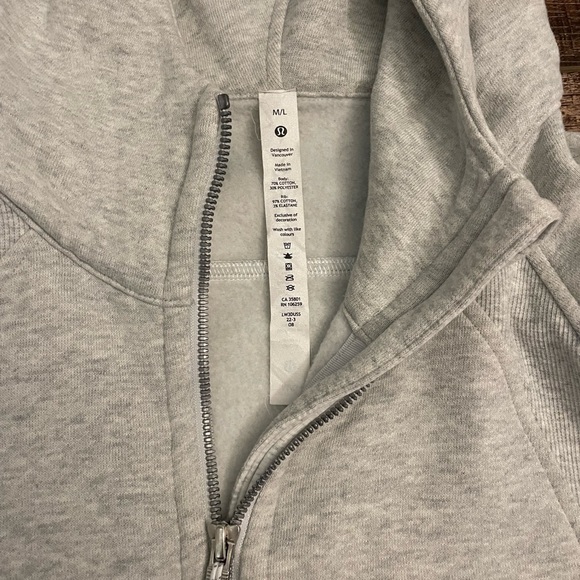 Lululemon Scuba- M/L Half Zip - Picture 4 of 4